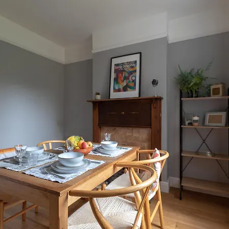 2 Bed Apartment In Sydenham, London Exterior photo