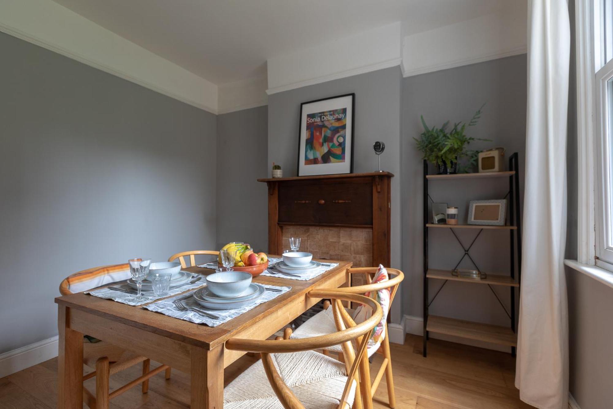2 Bed In Sydenham, Apartment *